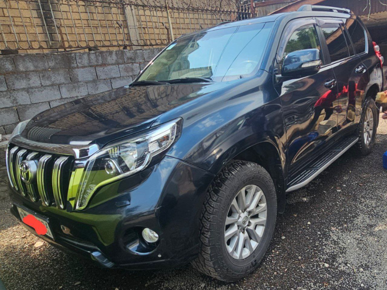 TOYOTA LANDCRUISER PRADO